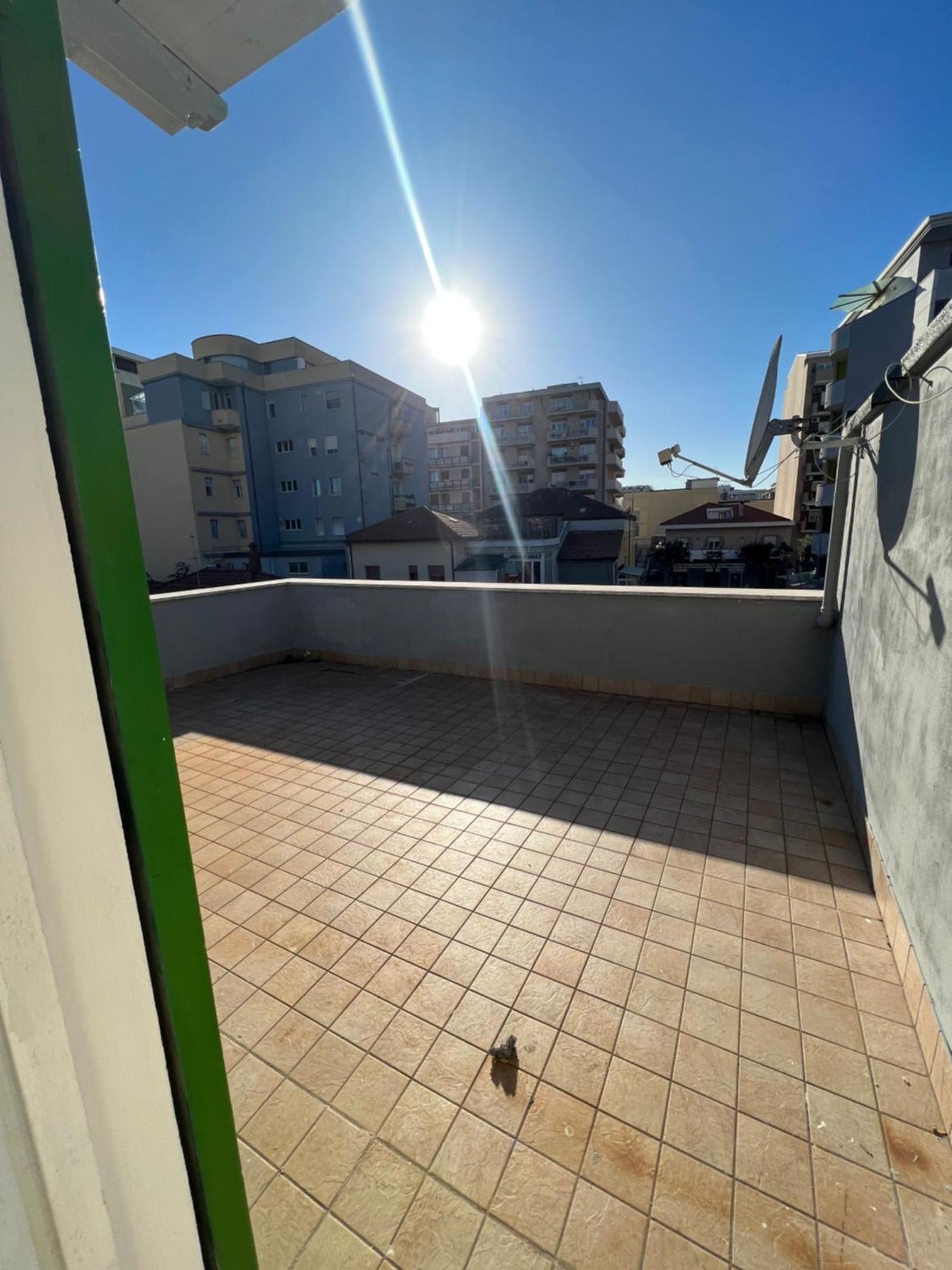Loft Grazioso - Pescara Apartment Bagian luar foto