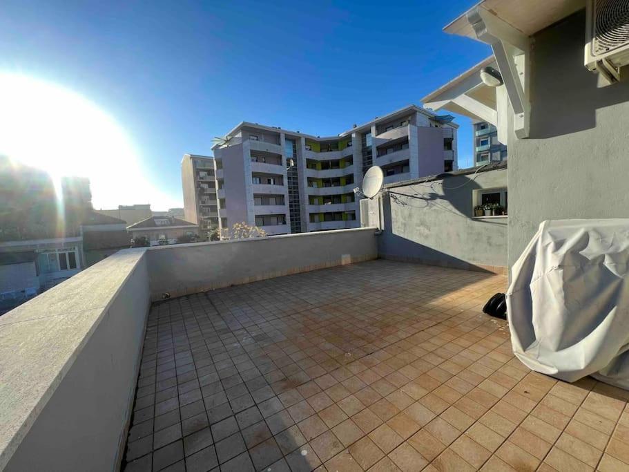 Loft Grazioso - Pescara Apartment Bagian luar foto